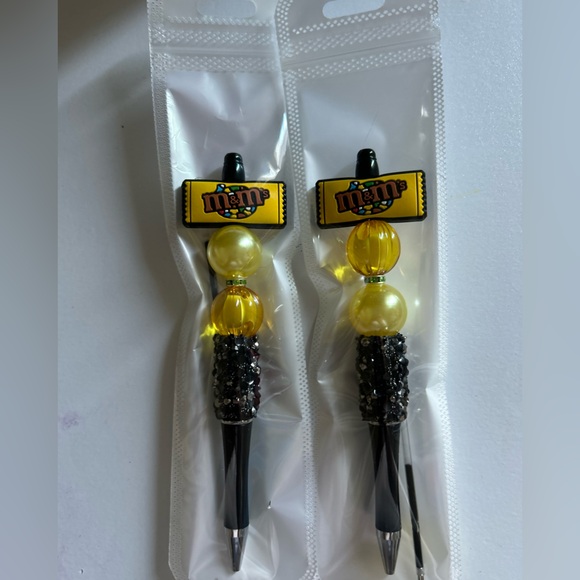 Kyleigh’s HandKrafted Korner- Art/Pens/Cards
For Soccer ⚽️ Camp - Picture 13 of 15